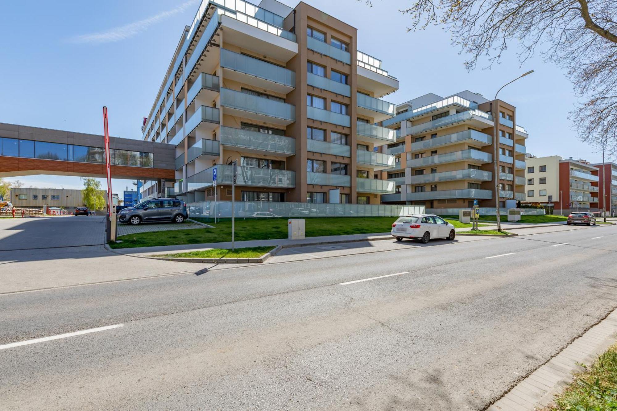 Deluxe Baltic Wave, Basen, Silownia, Parking By Renters Apartment *